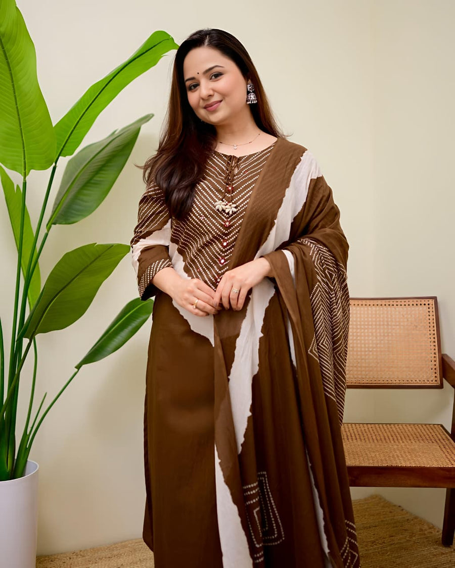 Elegant Bandhani Print Straight Suit Set with Dupatta (SWSK68)