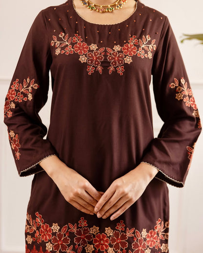 **Floral Embroidered Wide-Leg Co-ord Set** (RD70)