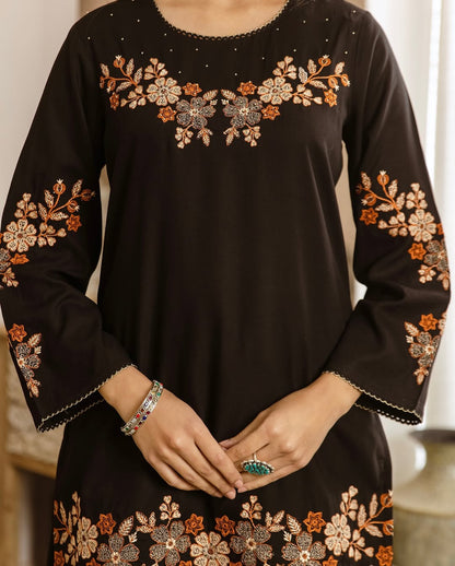 **Floral Embroidered Wide-Leg Co-ord Set** (RD70)