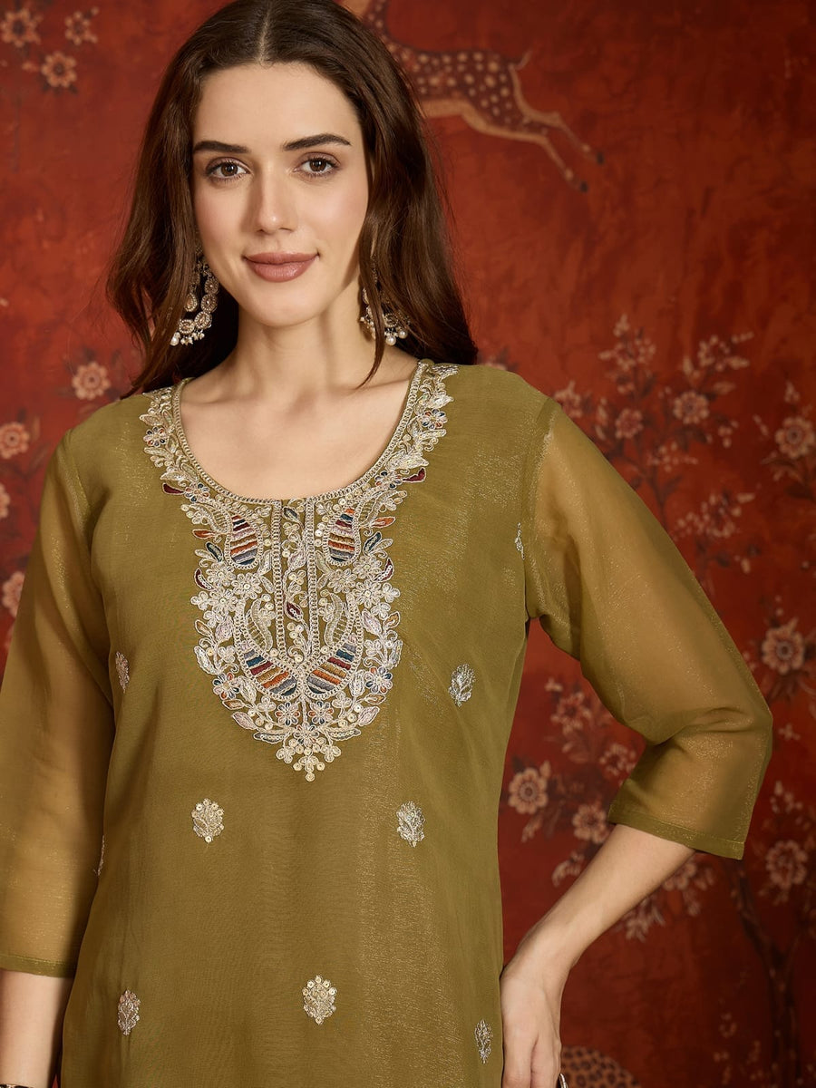✨ Premium Embroidered Sharara Set ✨ (RRRD60)