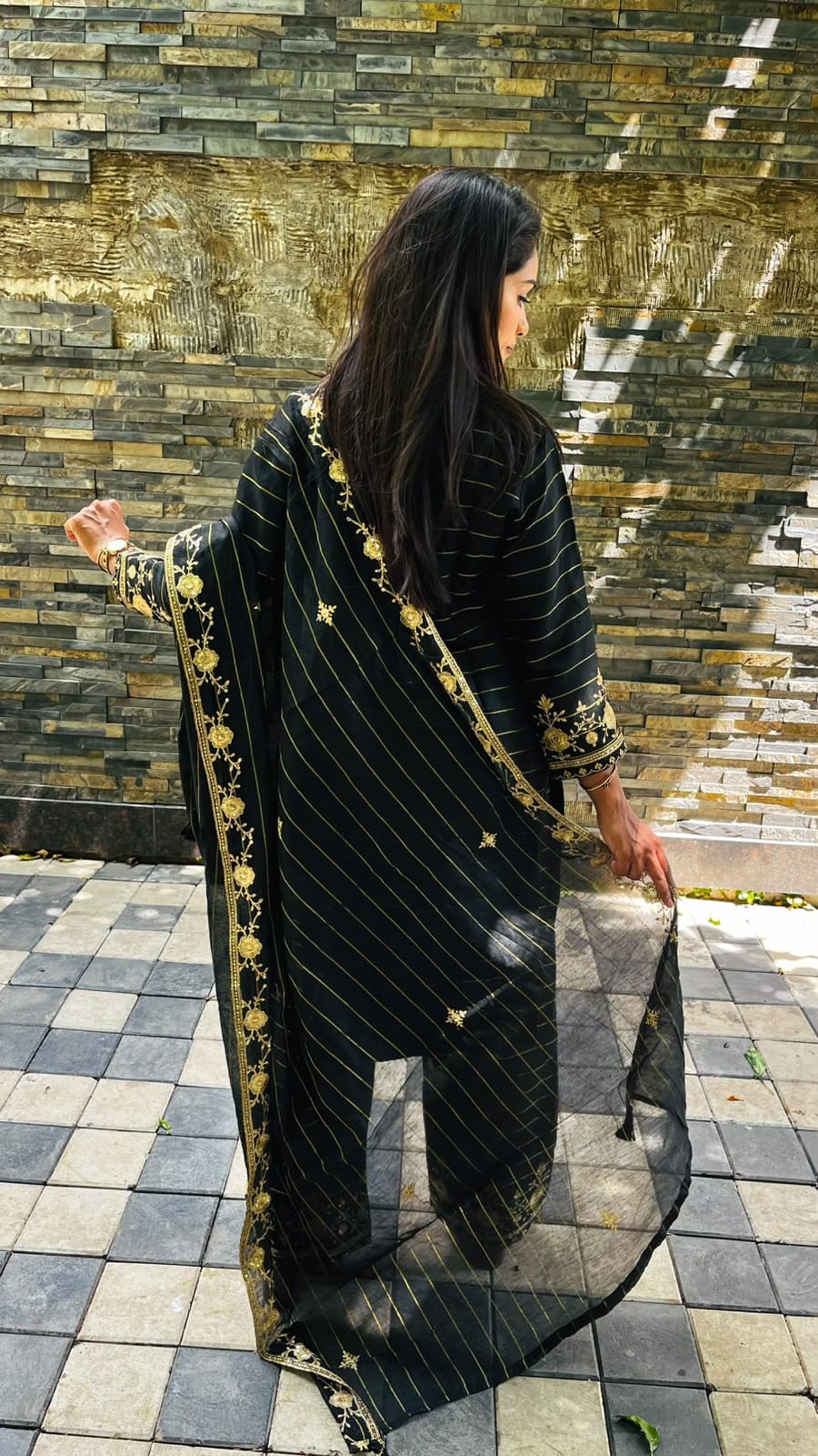 Elegance Embroidered Suit Set (RRRD66 RR TULSHI)