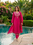 🌸 Elegant Embroidered Kurta Set with Flowing Dupatta ✨ (RRRD68)