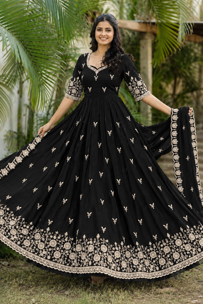 ✨ Elegant Anarkali Gown with Intricate Floral Embroidery 🌸 (RRRD69)