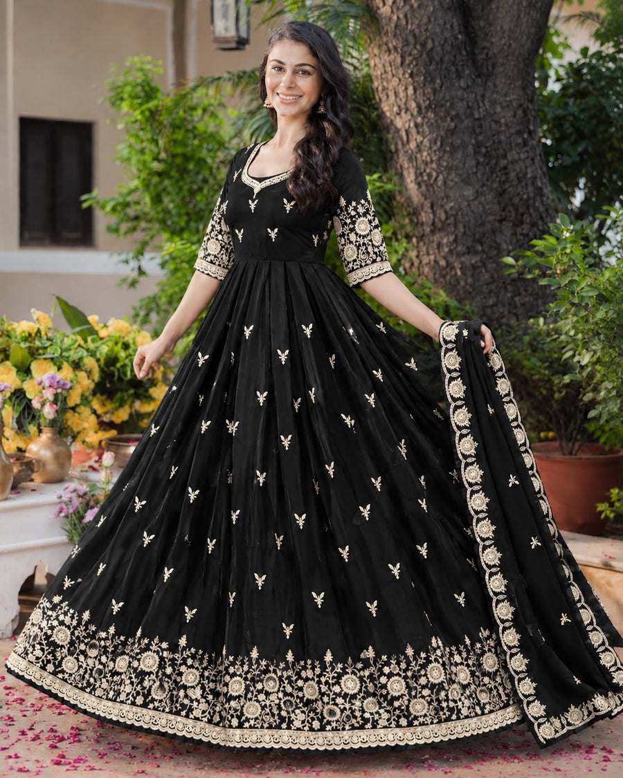 ✨ Elegant Anarkali Gown with Intricate Floral Embroidery 🌸 (RRRD69)