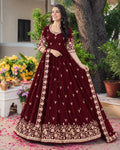 ✨ Elegant Anarkali Gown with Intricate Floral Embroidery 🌸 (RRRD69)