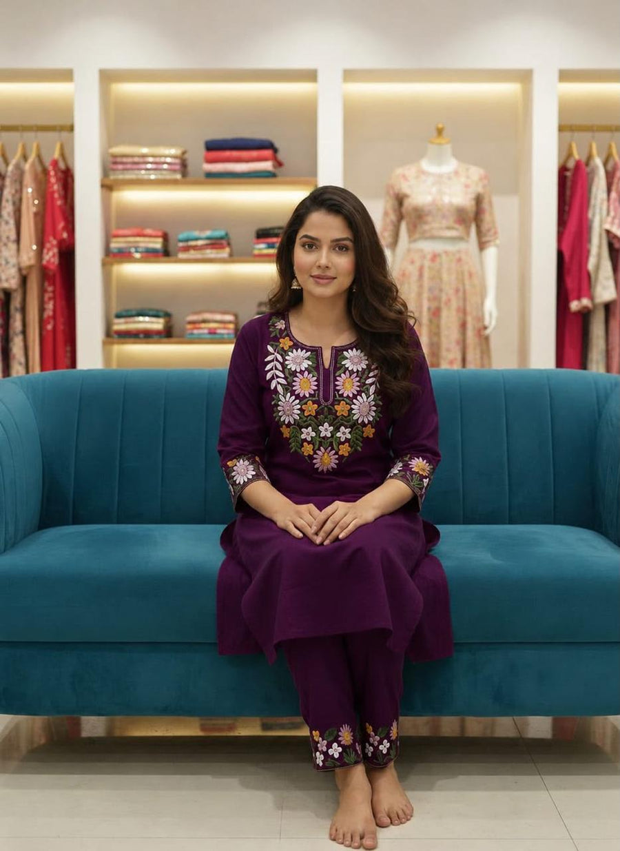 🧶work- embroidery 🪡 🪡 🪡 work on kurti front and pant and kurti border👗👗👗👗 (SWSK78)