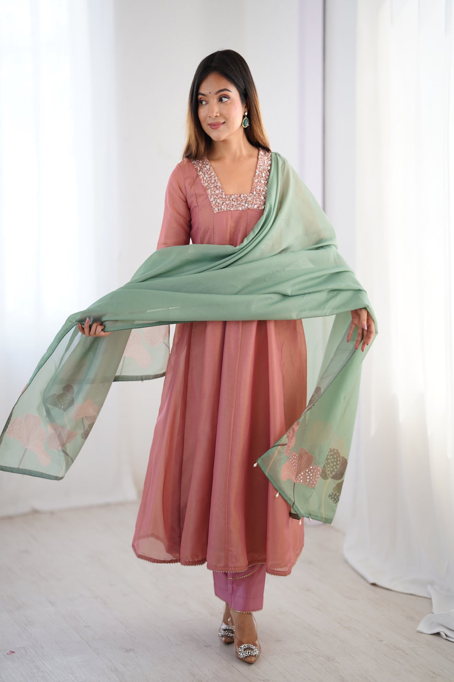 OCCASION SPECIAL TISSUE SILK HANDWORK TOP BOTOM WITH DUPATTA (TT20)